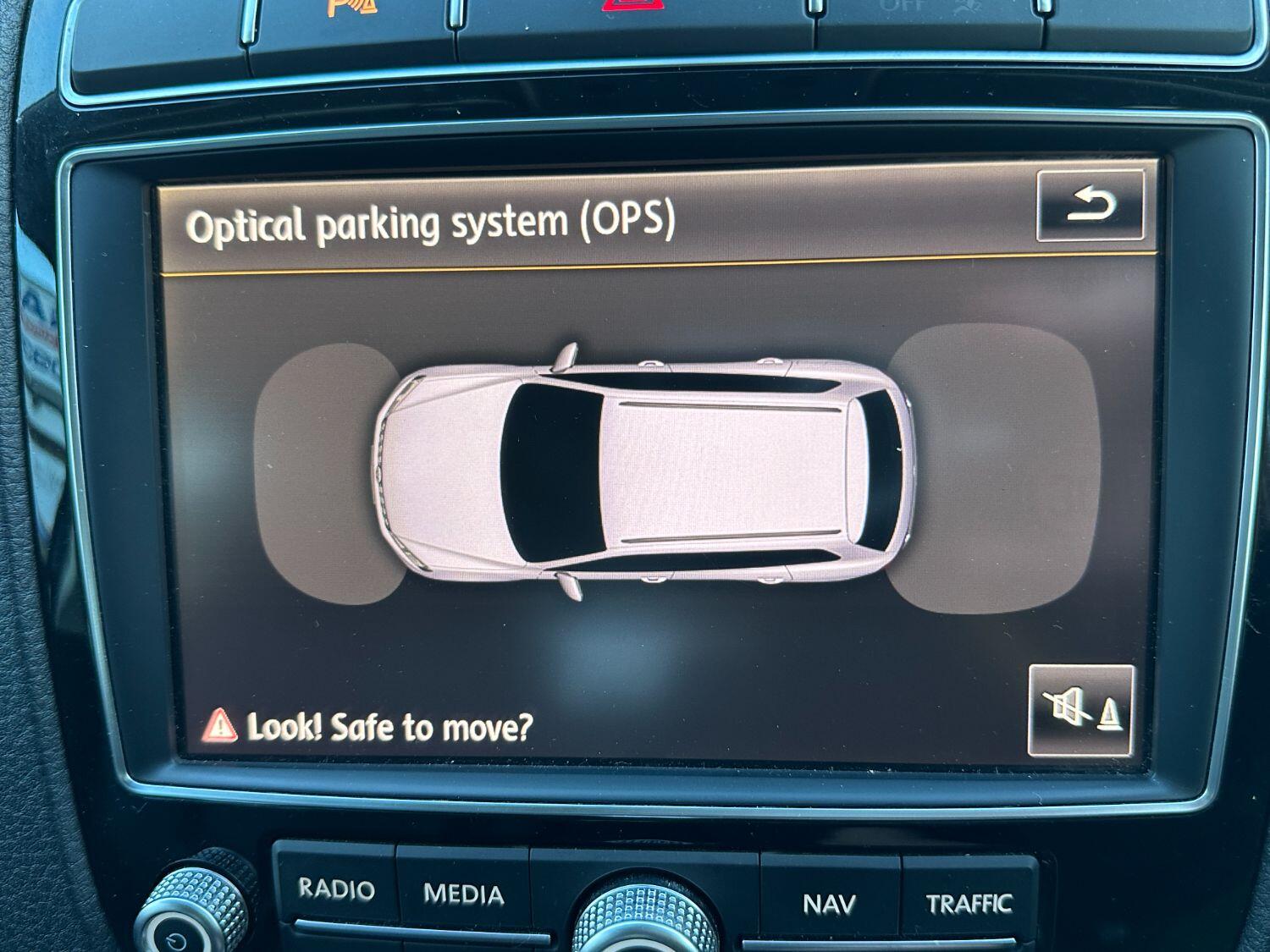 Used VOLKSWAGEN TOUAREG in Goole, East Yorkshire Mats Garage