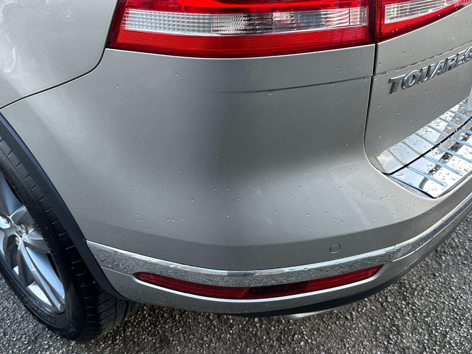Used VOLKSWAGEN TOUAREG in Goole, East Yorkshire Mats Garage
