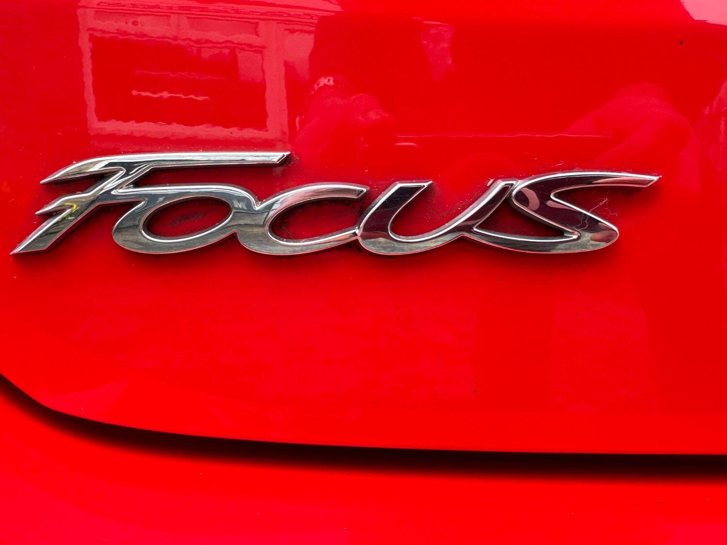 Used FORD FOCUS 2015 Red in Goole, East Yorkshire Mats Garage