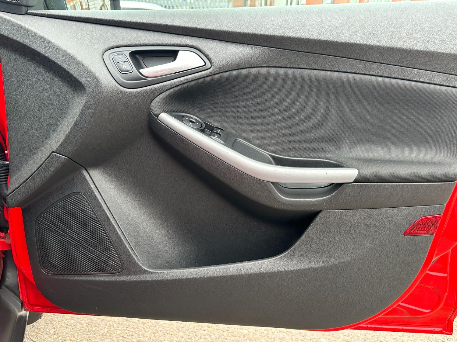 Used FORD FOCUS 2015 Red in Goole, East Yorkshire Mats Garage